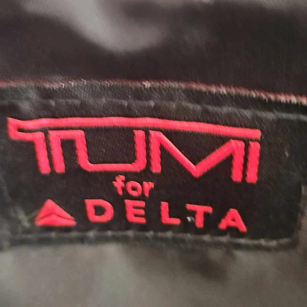 TUMI for Delta Black Cosmetic Toiletry Travel Bag